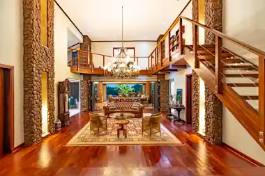 Hilltop Forest Lodge & Chalets - Hluhluwe