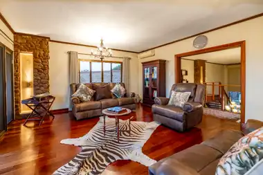 Hilltop Forest Lodge & Chalets - Hluhluwe